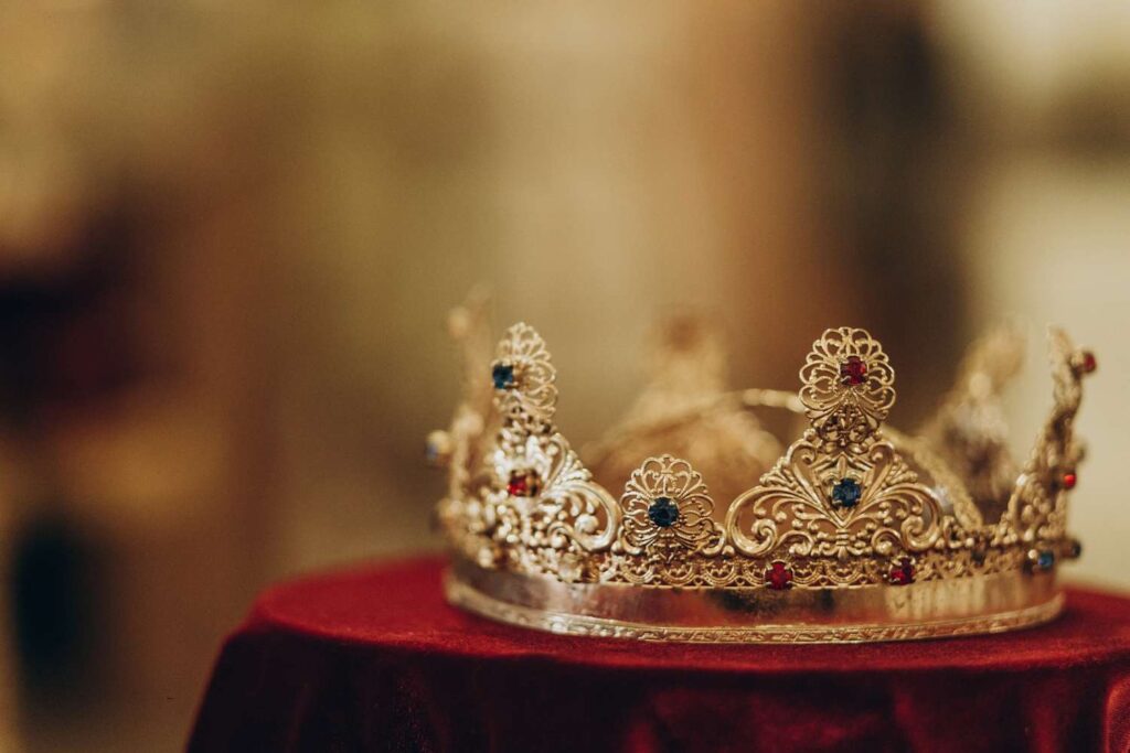 Golden crown symbolizing identity in Christ and being crowned with purpose | Heaven Speaks